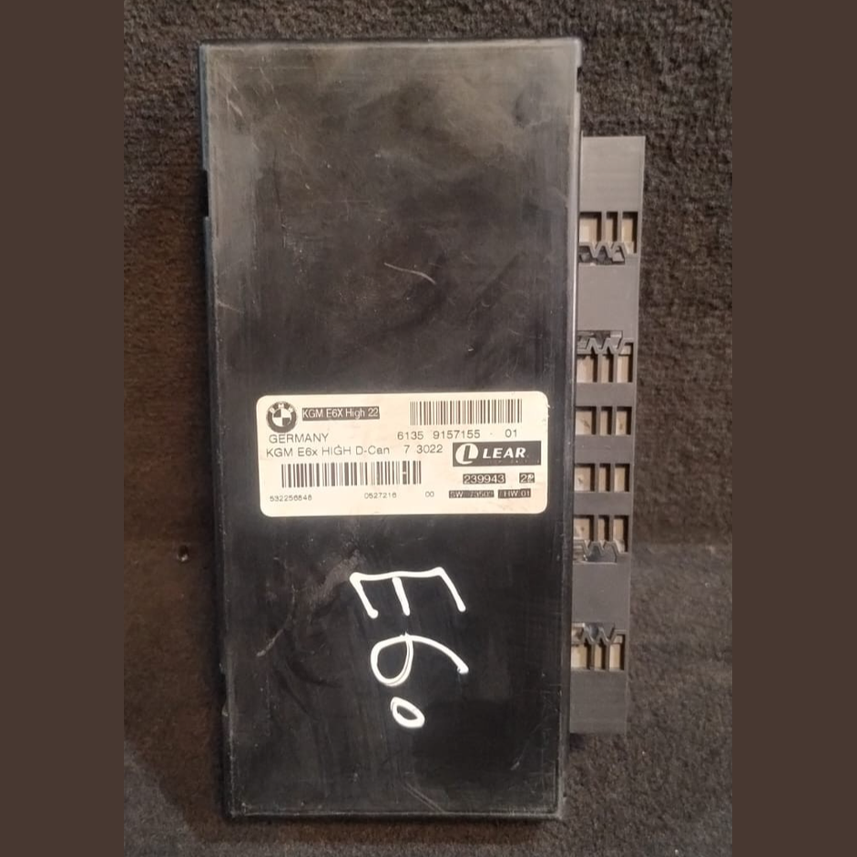 BMW E60 E61 BODY CONTROL MODULE / CHASSIS GATEWAY P/N 9157155