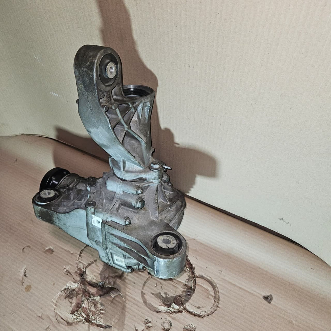 2012-2015 Mercedes-Benz ML350 Front Differential A1663300300 Ratio 3.45 W166 