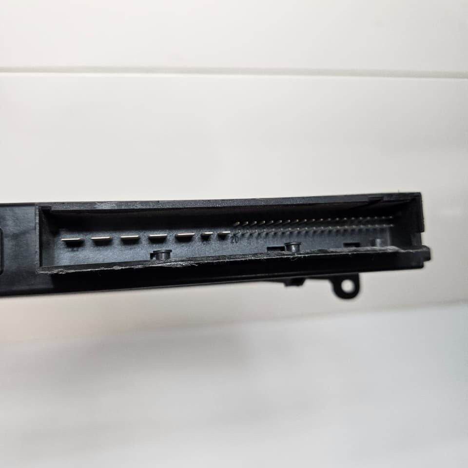 BMW 320i 323i Body Control Module 9119490 OEM