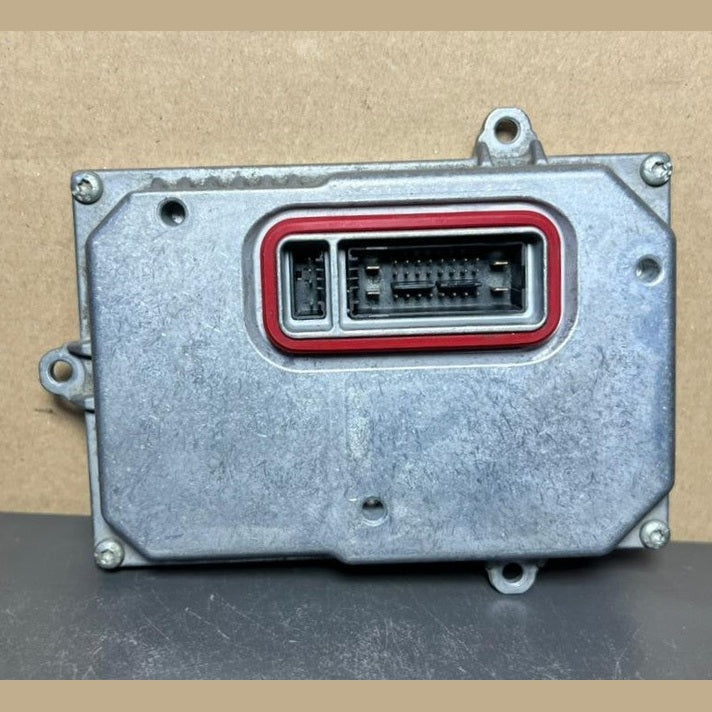 Mercedes Benz W221 Xenon Light Headlight Control Module Unit A216 8704826 OEM