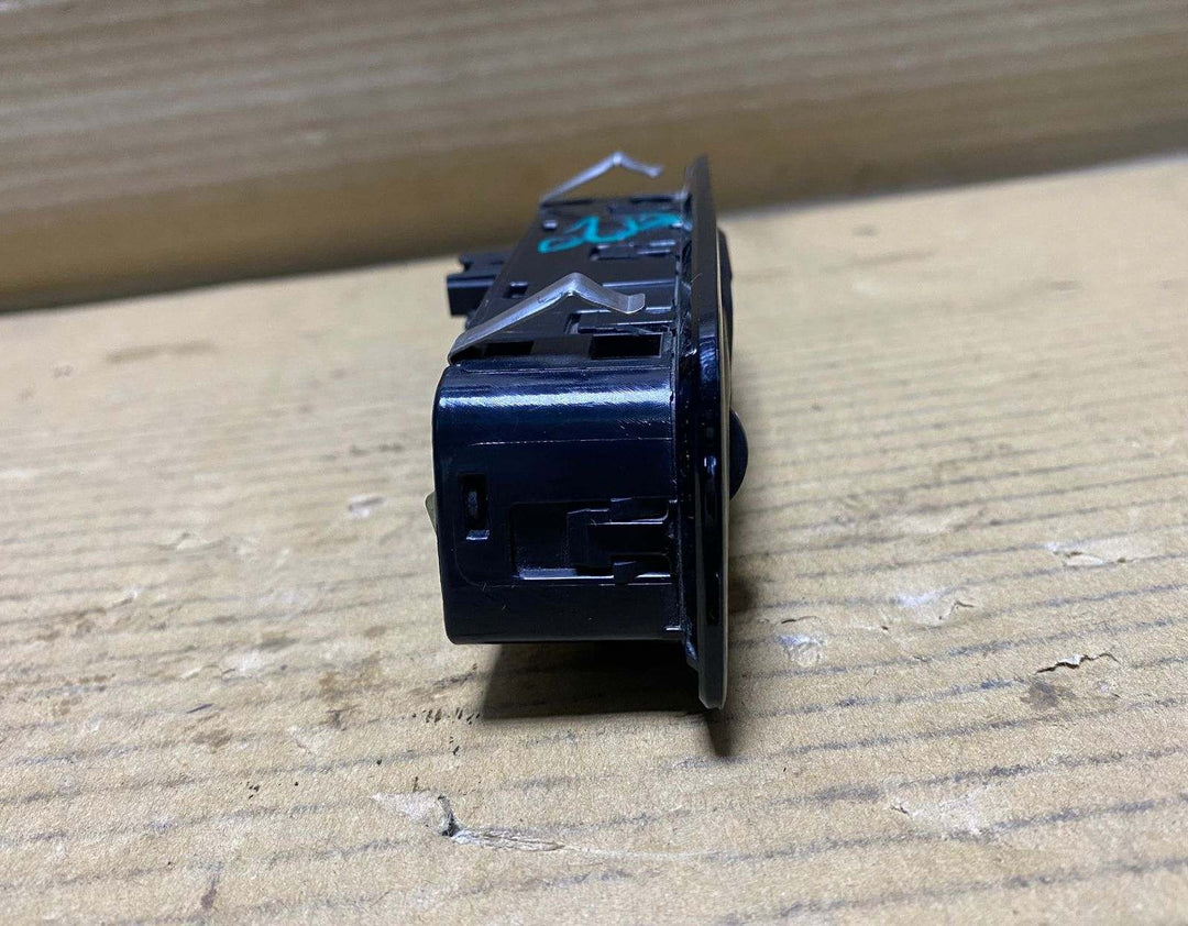 2019-2024 BMW 330i Headlight Control Switch 9461139 M340i G20 G22 420I  