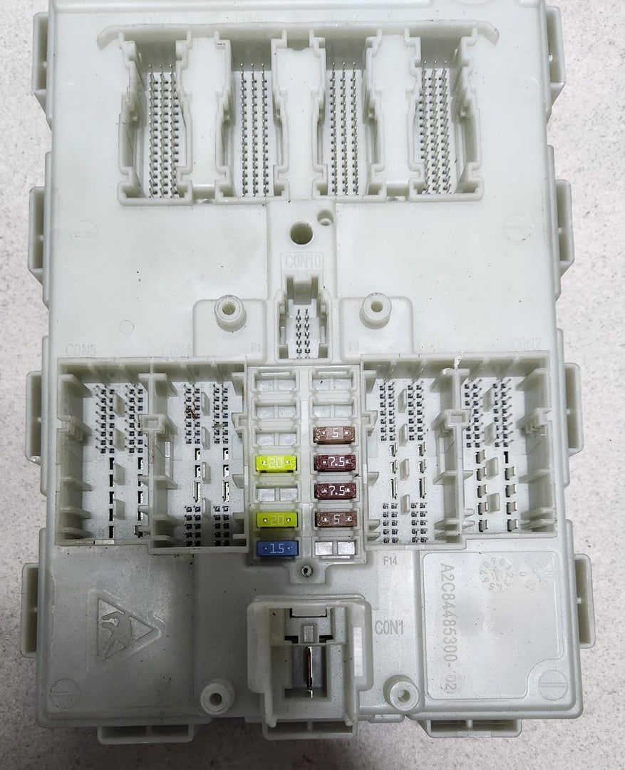 2016-2019 BMW 740i Body Domain Control Module 6820916 7 Series G11 G12