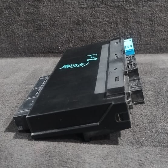 BMW 7 SERIES F01 LCI ECU BODY CONTROL MODULE JUNCTION BOX JBBFEIII V5 9286940
