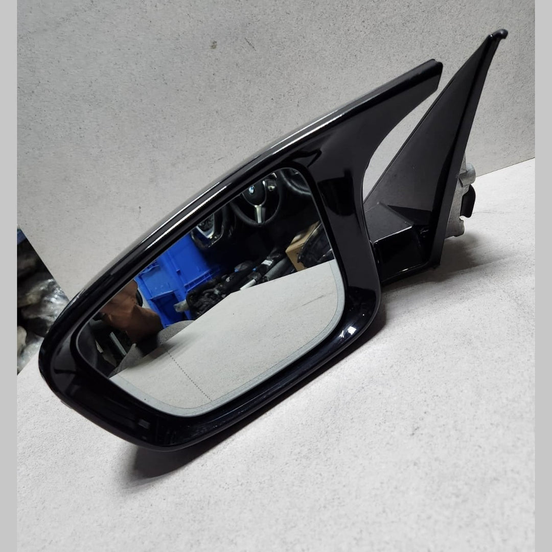 BMW Left Side Door Mirror F0184101U668B 5 Series G30 G31