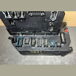Bild in die Galerieansicht laden, Mercedes W221 S-Class Front Fuse Relay Box SAM Control A221 5403150  A2215402862