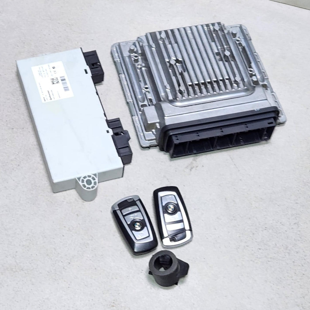 2011-2013 BMW F02 740Li N54 Engine Control Unit 7600090 7 SRE AUTOMATIC ECU SET