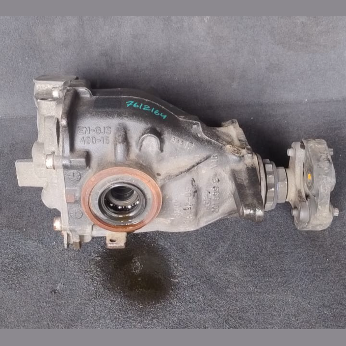 BMW F30 F31 F32 F33 F34 REAR DIFFERENTIAL CARRIER  (3.15 RATIO) P/N 7612164