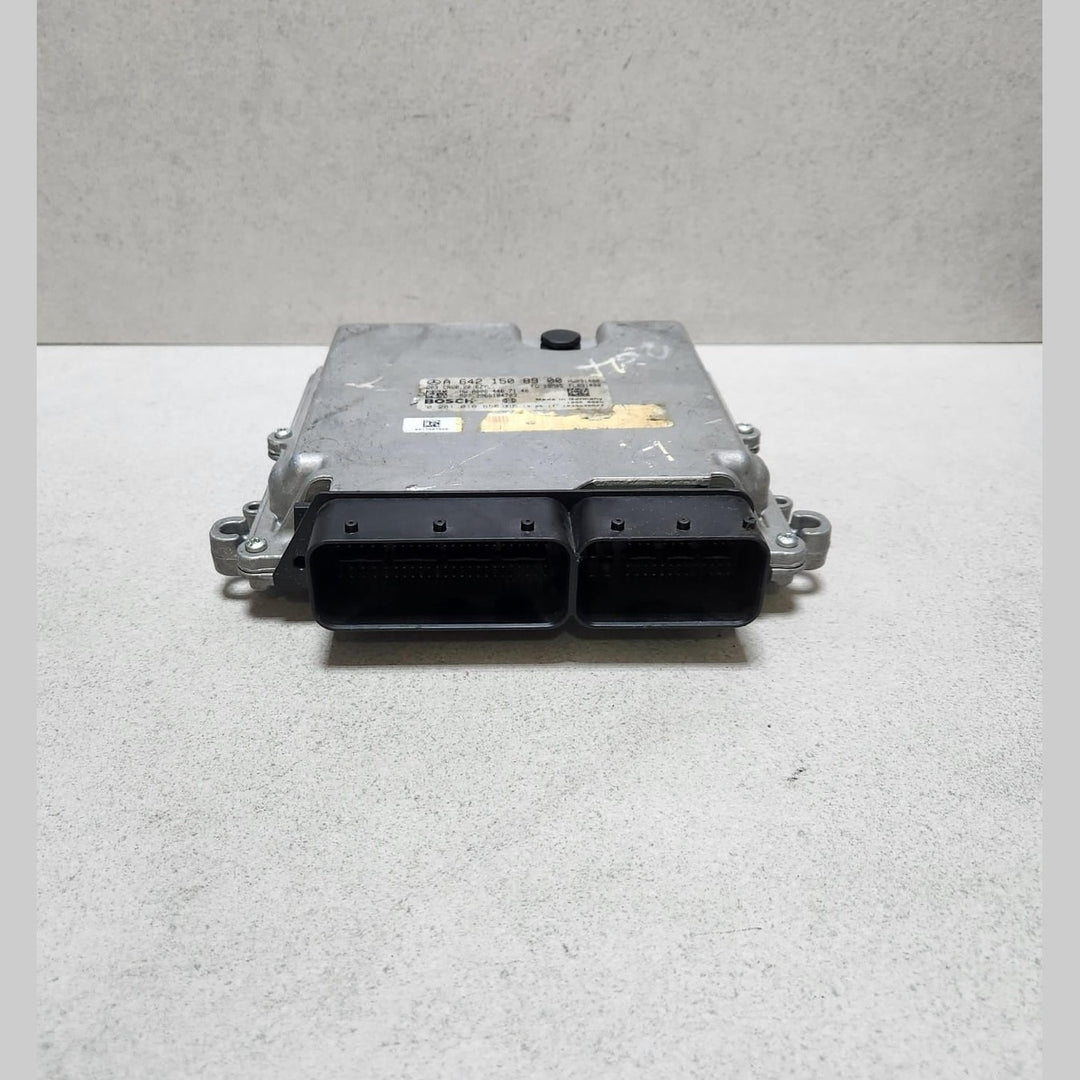 2010-2016 Mercedes-Benz E300 Engine Control Unit A6421508900