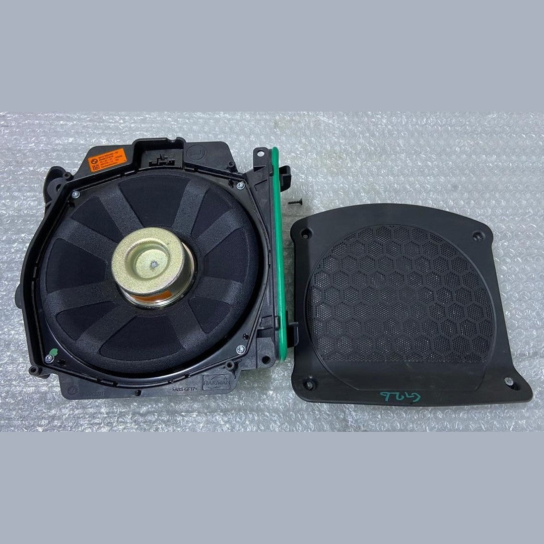 BMW M3 M4 G80 G82 G83 G26 LEFT SIDE CENTRAL BASS SUBWOOFER 21-23 OEM – 2622489