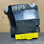 Bild in die Galerieansicht laden, 14-18 Mercedes W205 C-Class SRS Safety Restraint Control Module A205 9009427 OEM