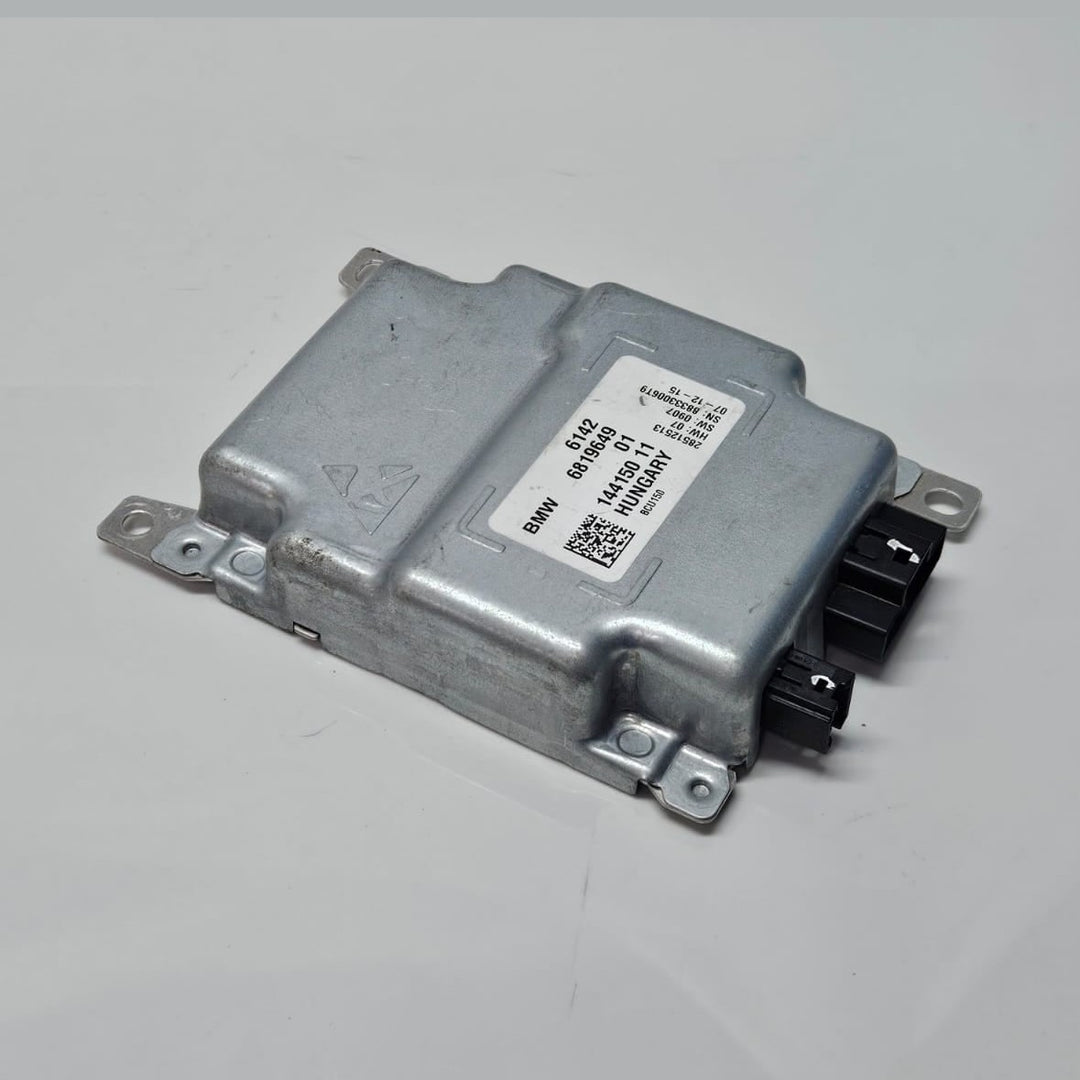 6819649-2017-2019 BMW 750i G11 G12 Battery Charge Control Module OEM