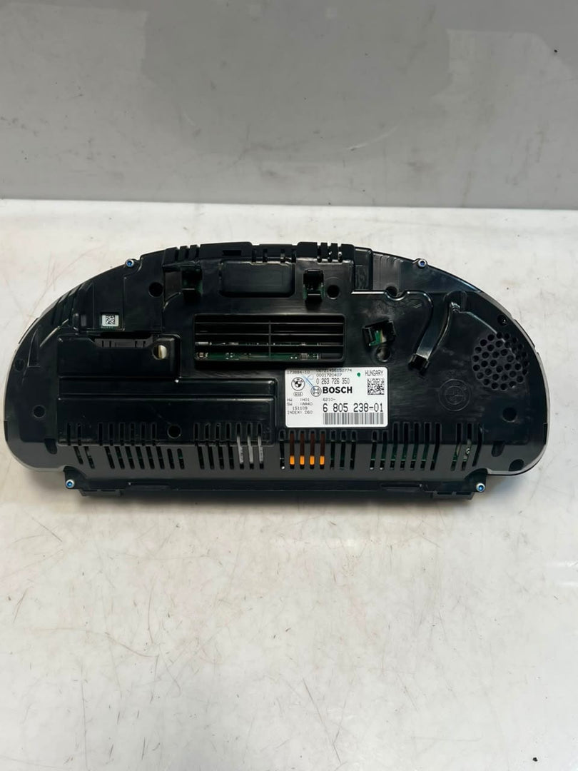 2010-2015 BMW 740i 7' F01, F02, F10 Instrument Cluster Speedometer Gauge 6805238