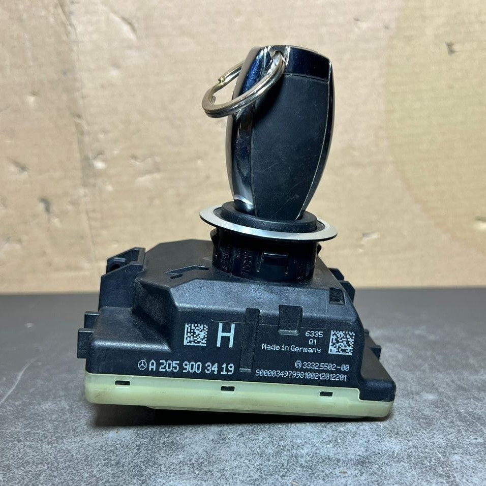14-20 Mercedes W205 C-Class Ignition Switch Module Unit W/key A205 9003419 OEM