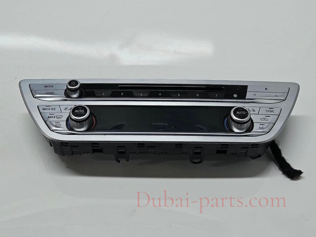 6822775-16-19 BMW 740i G11 G12 A/C and Heater Control Panel OEM