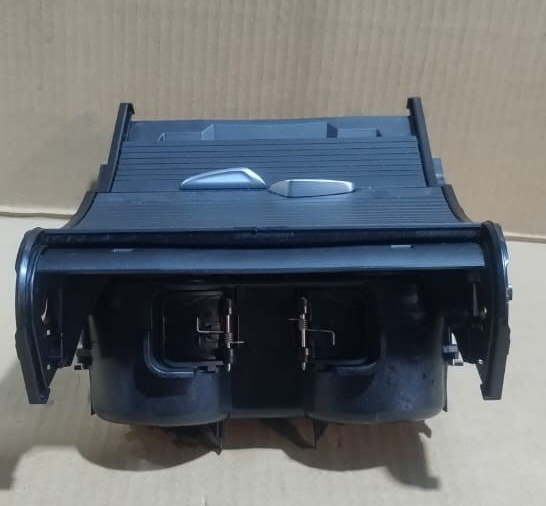 BMW X1 F48 CENTER CONSOLE CUP HOLDER W/ 12V OUTLET 9299529