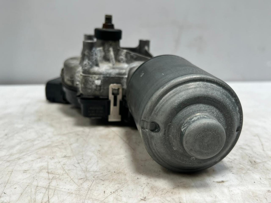 2005 BMW 730d 7 Series E65 E66 Front Windshield Wiper Motor 6923740 0390241806