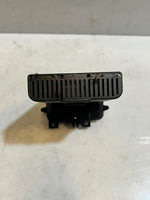 Bild in die Galerieansicht laden, 2003 BMW 320i E46 3 Series Headlight Switch ECE 6923485 OEM