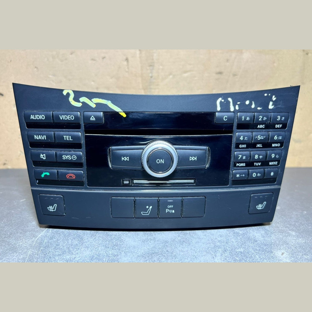 2012–2014 Mercedes-Benz W212 E-Class Head Unit CD Player A212 9008704 OEM