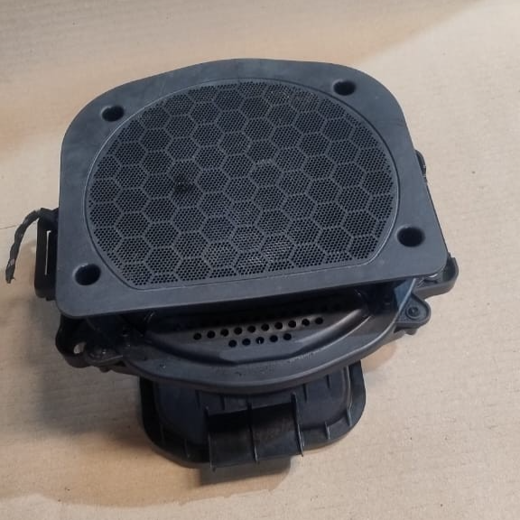 BMW X5 G05 HIFI FRONT RIGHT SUBWOOFER SPEAKER 6513-2622515 OEM