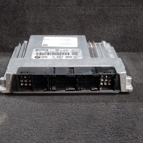BMW E87 1 SERIES E90 3 SERIES 1.6i N45 DIGITAL ENGINE ECU DME ECU MODULE 7557809