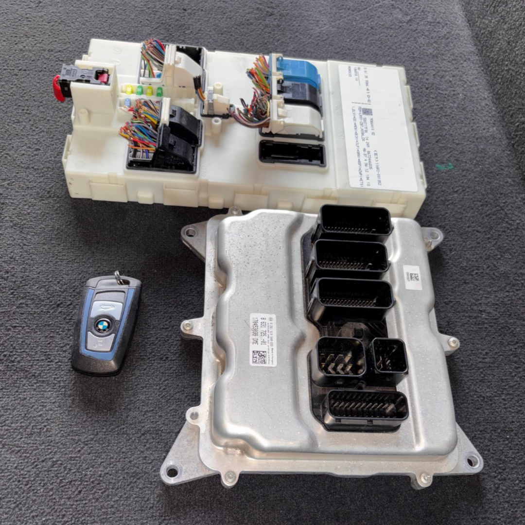 BMW F30 320i N20 Unidad de control del motor ECU SET DME CON LLAVE 8631725