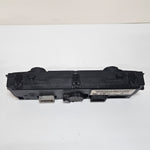 Bild in die Galerieansicht laden, 2006-2011 BMW 325i E90 Climate Control Panel 9117136