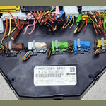 Bild in die Galerieansicht laden, 2010-16 Mercedes E-Class Front Sam Control Fuse Box Module A2129008307 W212 W204