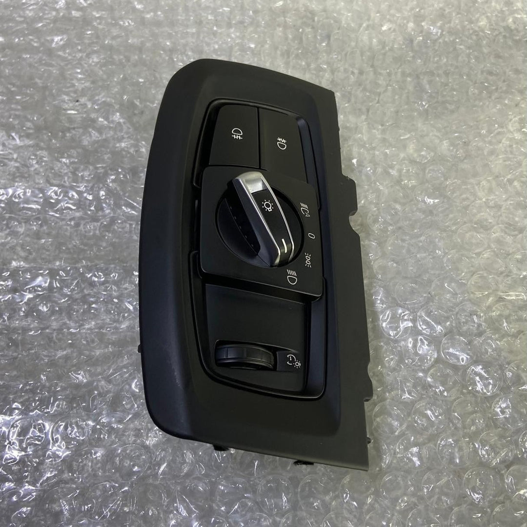 OEM BMW X1 X5 X6 F15 F16 HEADLIGHT CONTROL SWITCH PANEL 9311727