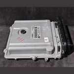 Bild in die Galerieansicht laden, GENUINE BMW 5 Series F11 F10 N47N ENGINE  CONTROL UNIT ECU DDE- 8510137
