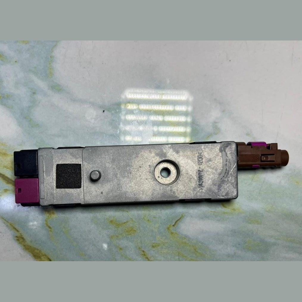 Mercedes Amplifier Rear Panel Door Left A2048202889 C-Class and E-Class