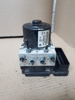 Load image into Gallery viewer, 2014-2015 BMW F30 F31 F32 328d ABS DSC ANTI LOCK HYDRAULIC PUMP Control 6860733