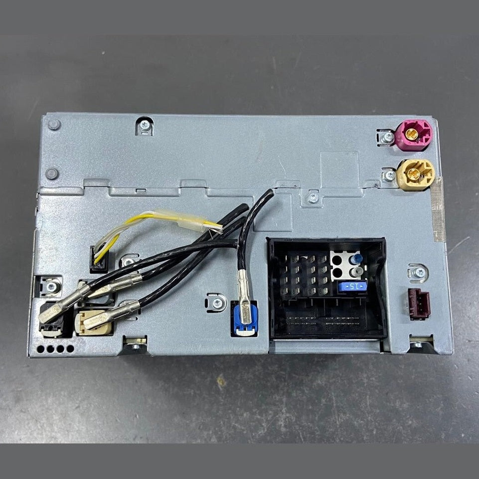 OEM BMW 5 SERIES F10 F30 NAVIGATION SYSTEM HEAD UNIT AM, FM, CD-9289215 ALPINE