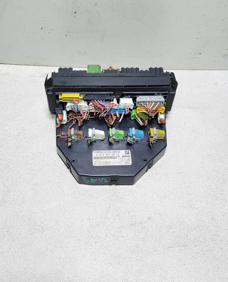 2010-2014 Mercedes-Benz C250 Front Sam Fuse Box Module A2129005812 W204 C250 