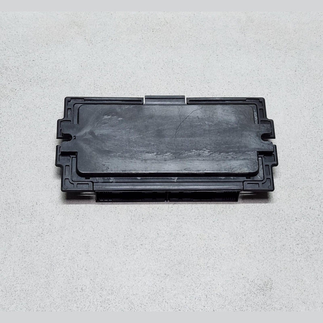 2007-2013 BMW X5 Footwell Light Control Module 6827063 X5 X6 E70 E71