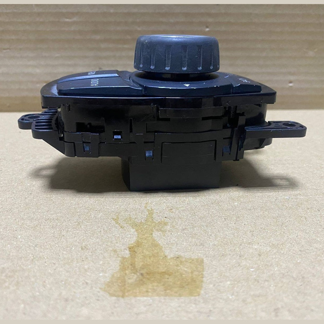 2012-2018 BMW 320i Idrive Control Switch Controller 9261704-F20,F21,F25,F31,F34