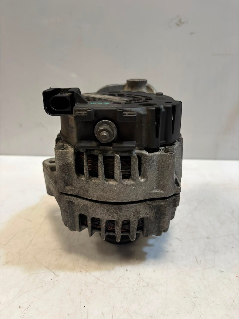 2011-2017 BMW 5 Series X3 F10 F11 F25 N47D20C Alternator 8507625 OEM
