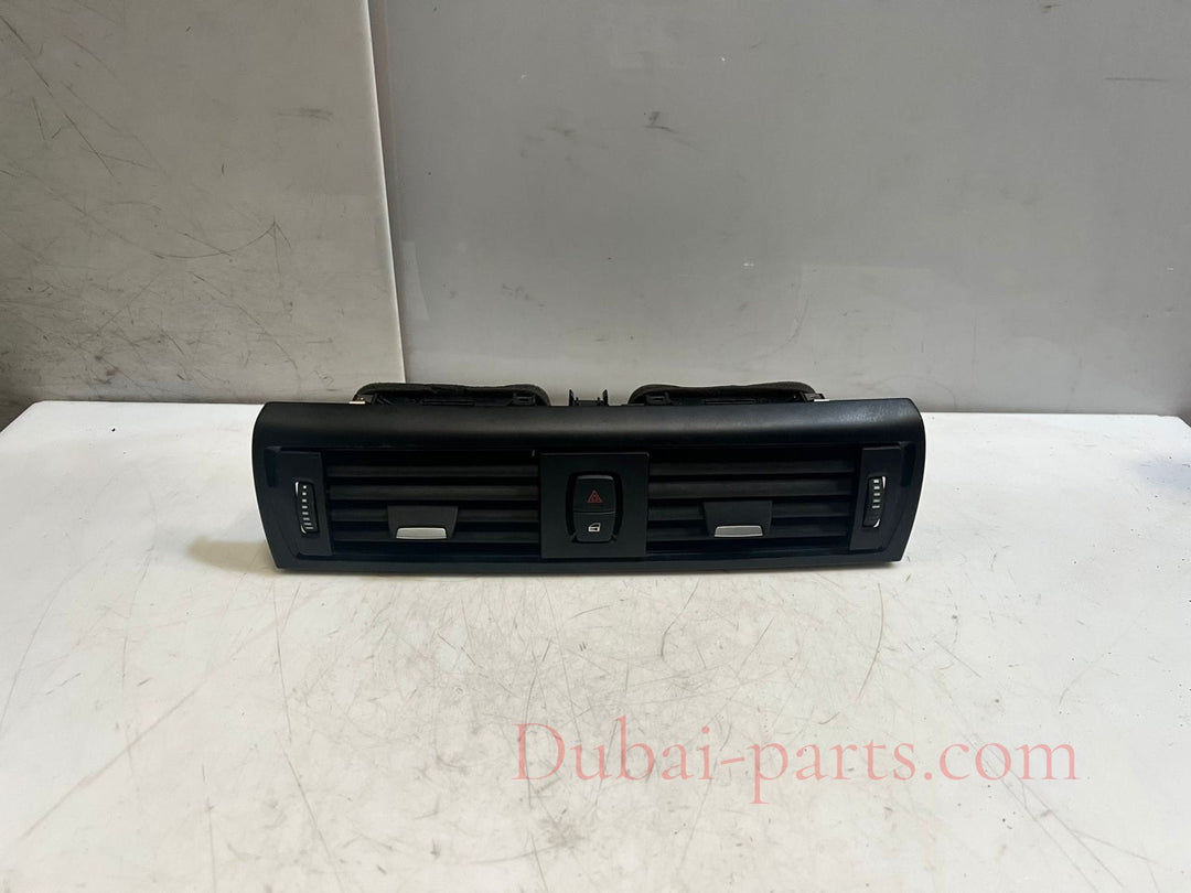 BMW 1 2 Series F20 F21 F22 F23 F2X Dashboard Center Air Vent 9205357 OEM