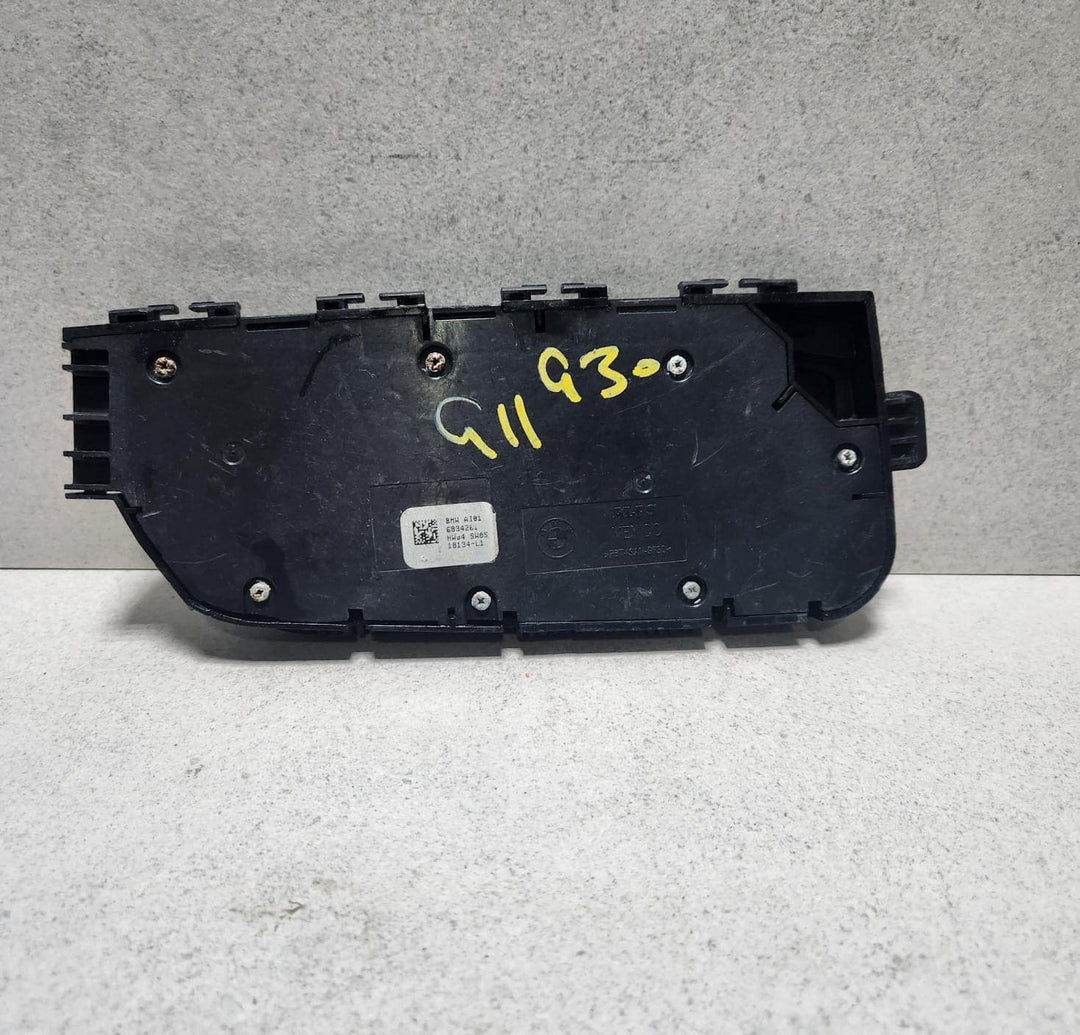 2017-2023 BMW 540i Front Left Seat Adjustment Switch 6834261 540i G30 M5 F90 