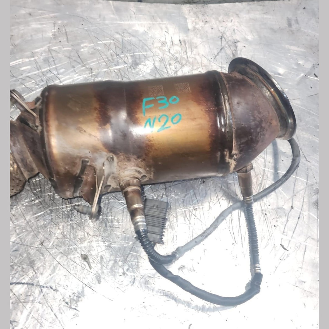 2012-2016 BMW 328i Catalytic Converter 7645666 F30 328i N20 and 3 Series