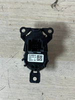 Load image into Gallery viewer, 2009-2013 BMW 750i F02 4.4 V8 N63 Engine Control Unit 7645143 ECU SET