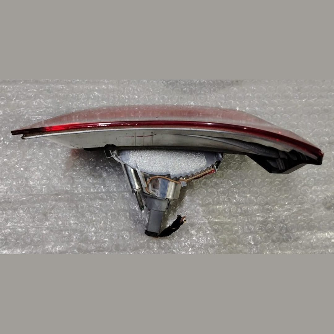 OEM BMW X6 E71 E72 LEFT SIDE REAR BRAKE LIGHT 7179987 HELLA