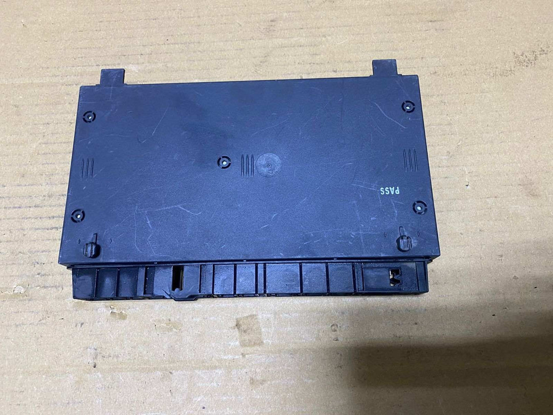 2007 BMW X5 Seat Control Module 9134638 X5 E70 and 7 Series E65 E66
