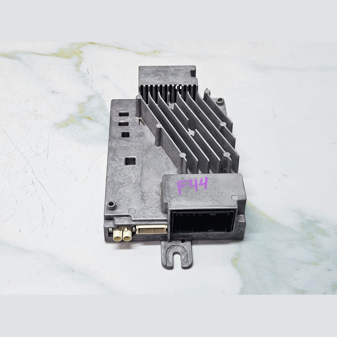 BMW F44 Receiver Audio Module Amplifier 5A2D556 OEM