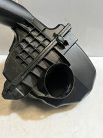 Bild in die Galerieansicht laden, 2010-2016 BMW 528i F10 N20 520I F11 F07 Air Intake Filter Box 7612014 OEM