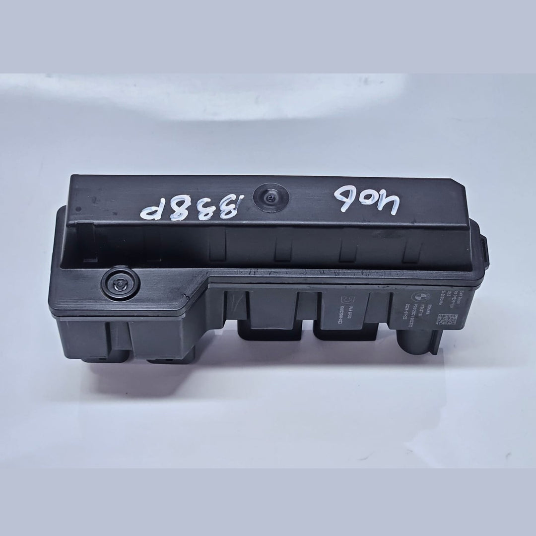 7952991-2023-2026 BMW X1 U11 B38N Integrated Power Supply Control Module OEM