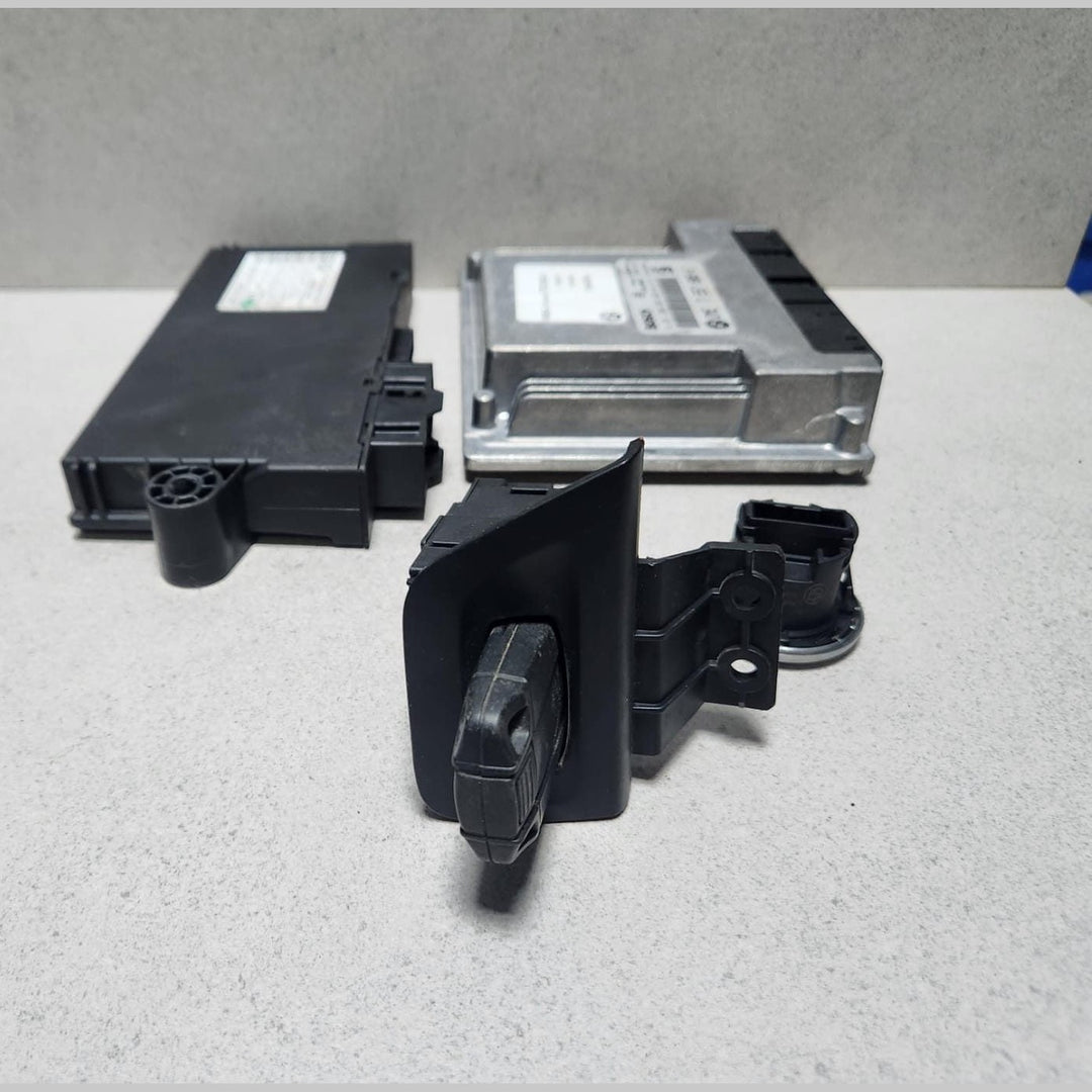 BMW Engine Control Unit 7557809 E87 E90 N45 116i 316i 1.6 Petrol  ECU SET 