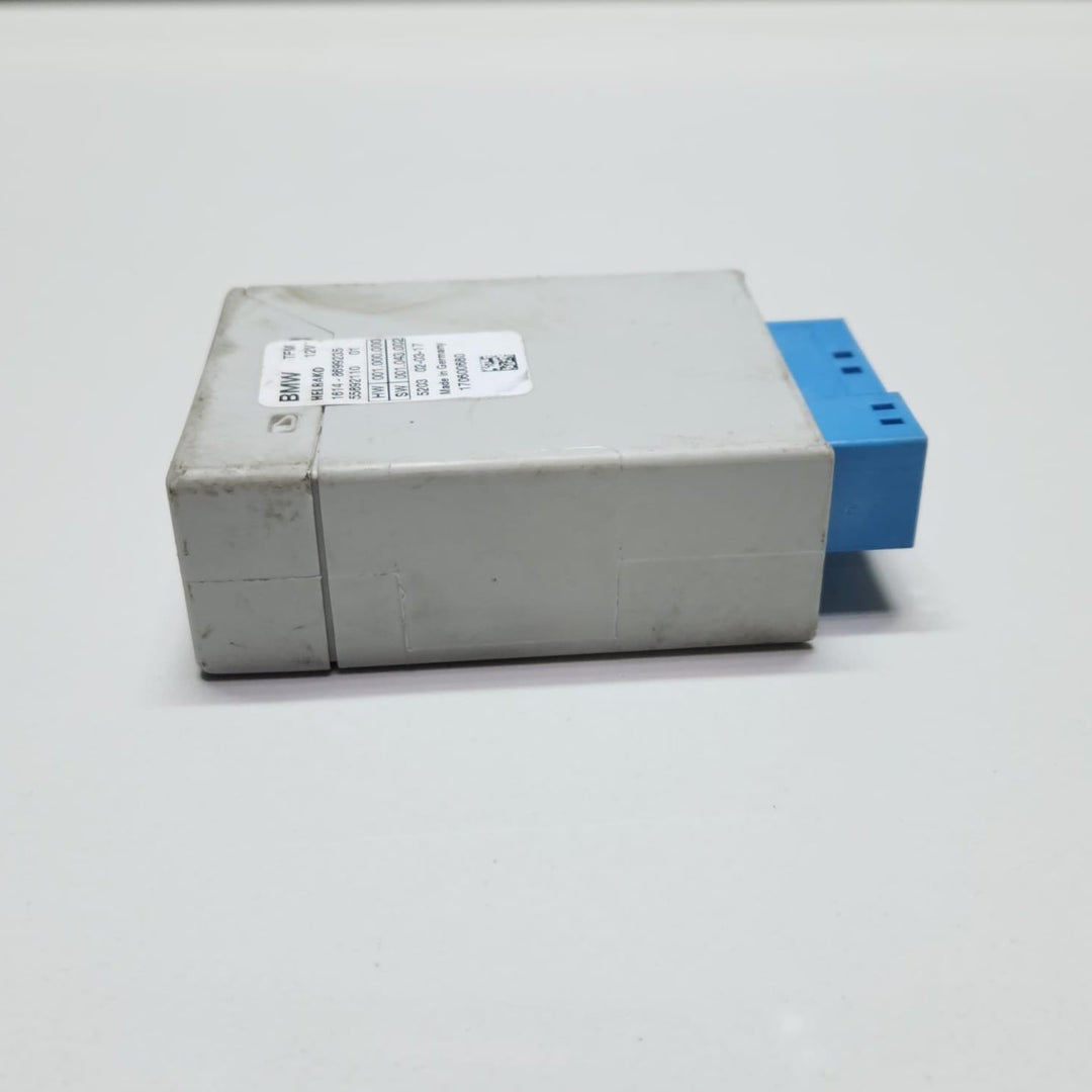 2018-2020 BMW 530e 330e Fuel Pump Control Module 8699235 F30 3 Series OEM