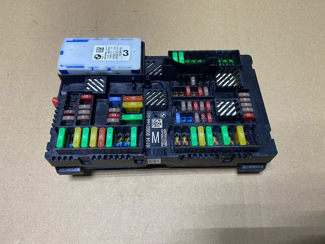 2018 BMW 430i Power Distribution Box 9393144, G11 G12, 750i, and 430i