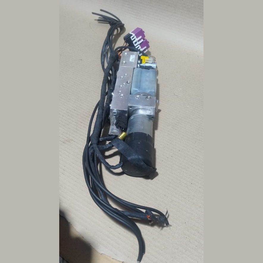 BMW F12 CABRIO CONVERTIBLE HYDRAULIC UNIT ROOF TOP LIFT MOTOR PUMP - 7226952