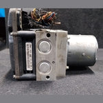 Load image into Gallery viewer, 2009-2012 BMW 550i 750i ABS PUMP MODULE COMPUTER CONTROL 6851390 OEM